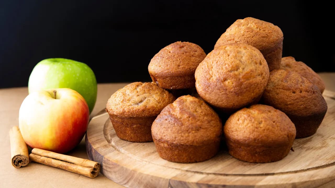 Apple Cinnamon Cream Pie