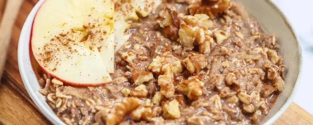 Healthy Apple Pie Overnight Oats